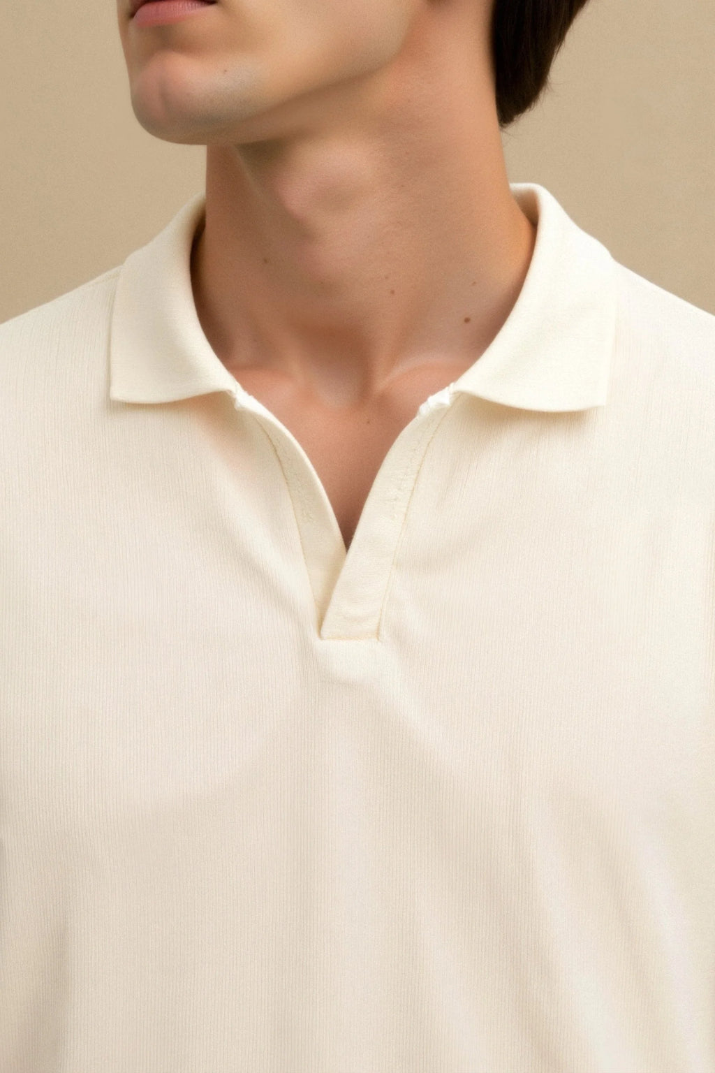 Men's Structured Polo Shirt with V-Neck and Regular Fit for Everyday Wear 7