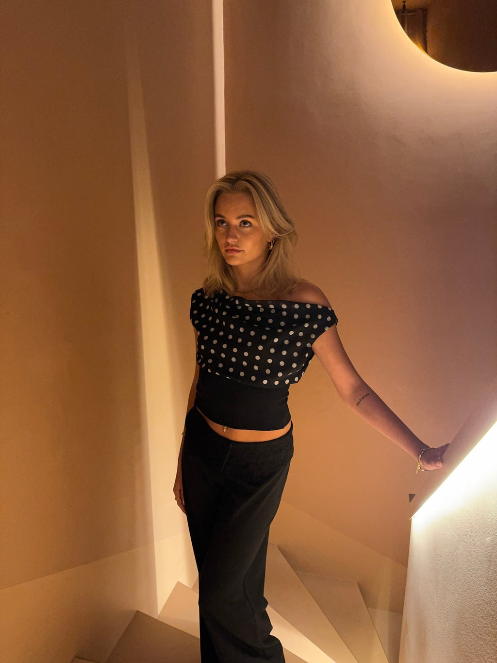 Lina Elegant Top