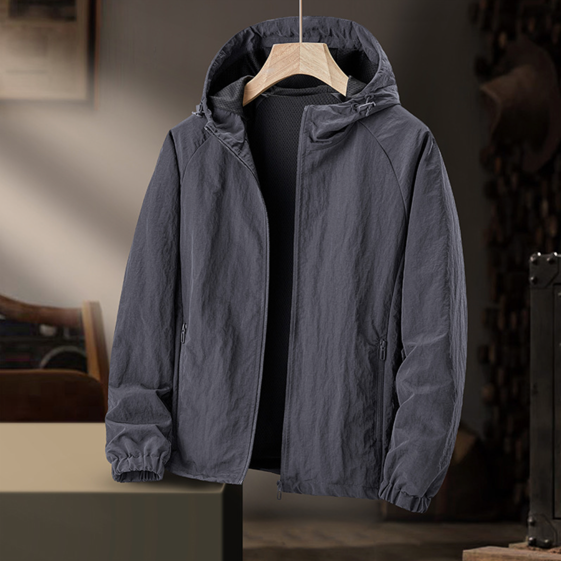 Men's Urban Windbreaker | Lightweight & Water-Repellent