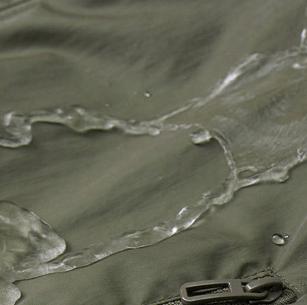 Men's Urban Windbreaker | Lightweight & Water-Repellent