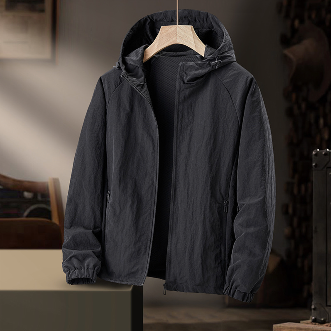 Men's Urban Windbreaker | Lightweight & Water-Repellent
